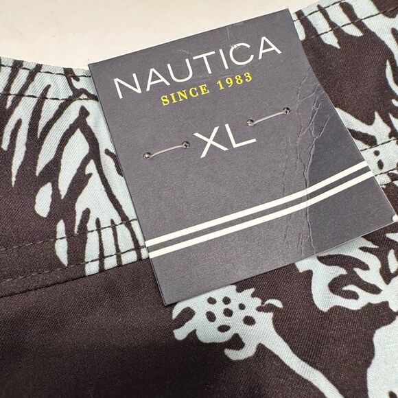 Nautica Men's Swim Trunks, Navy & White Tropical Print Beach Shorts Size XL NWT - Picture 2 of 12